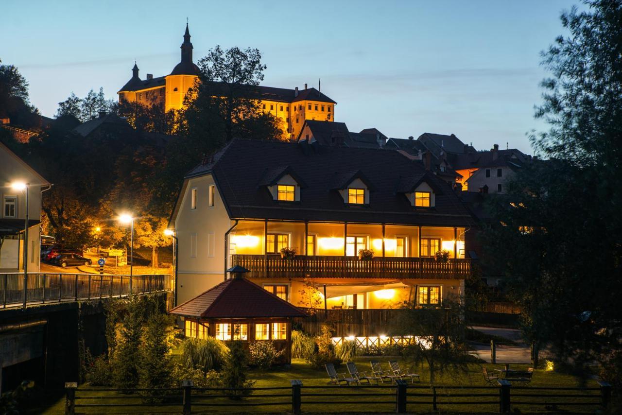 Hotel Zamorc Шкофья-Лока Экстерьер фото